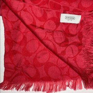 Coach signature C Logo Scarf 🧣 Light Red 66x24